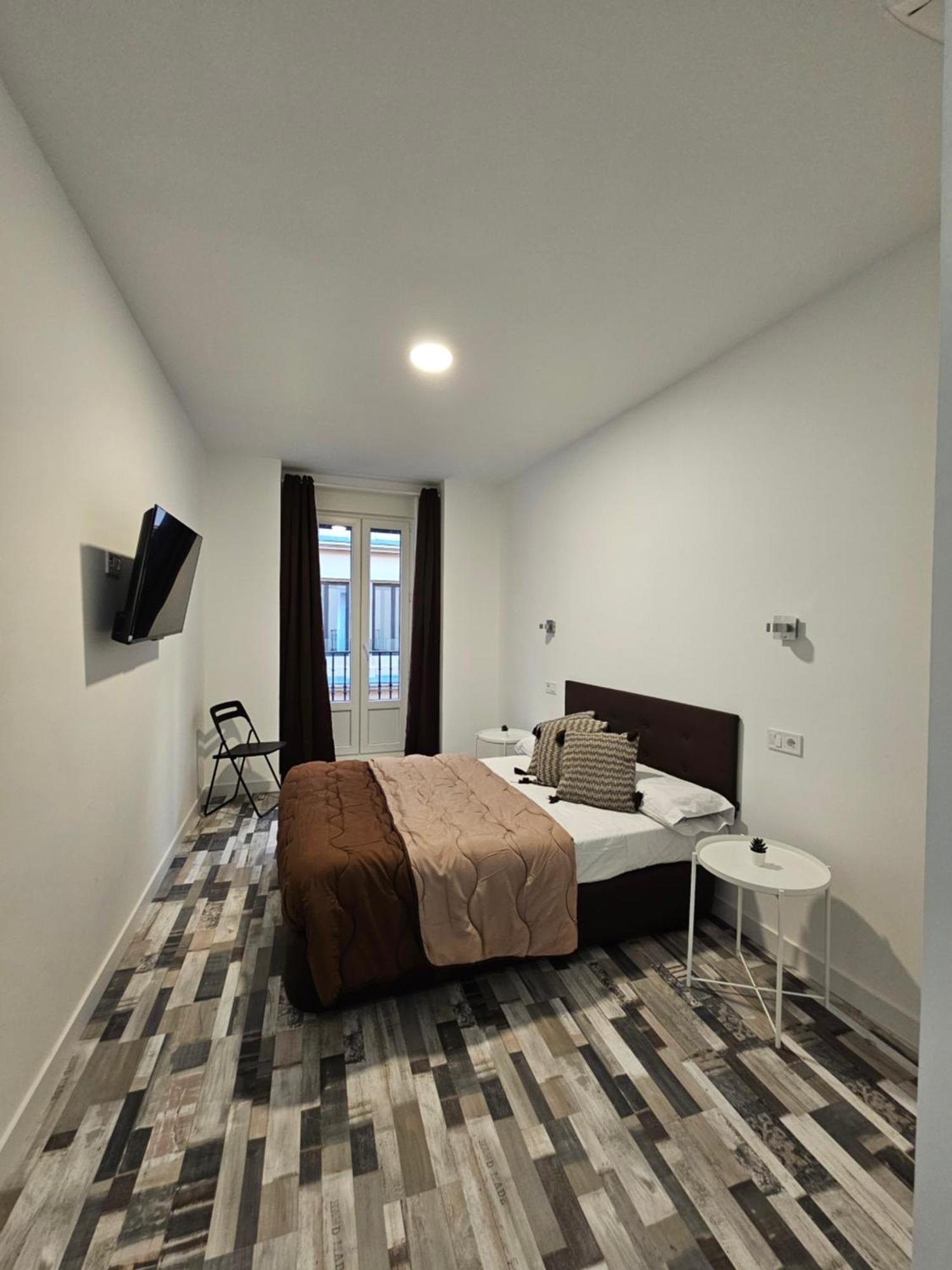 Hostal Andrea Granvia Madrid Esterno foto